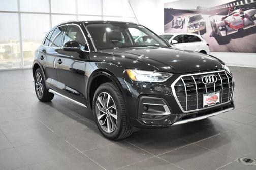 Mythos Black Metallic 2021 Audi Q5 45 Premium Plus