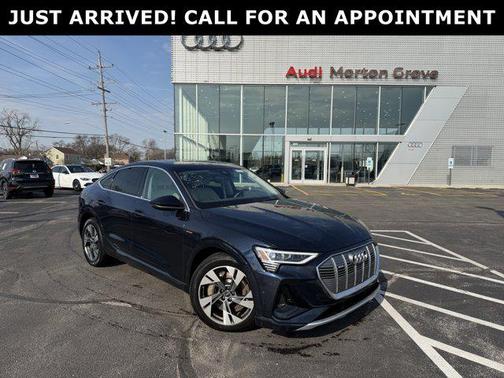 Brilliant Black 2022 Audi e-tron Sportback S line Premium Plus