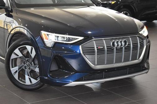 Brilliant Black 2022 Audi e-tron Sportback S line Premium Plus