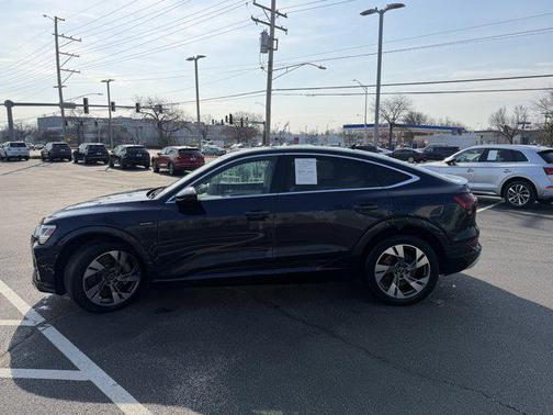 Brilliant Black 2022 Audi e-tron Sportback S line Premium Plus