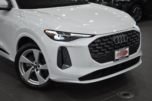 2025 Audi Q5 Premium Plus TFSI quattro S tronic