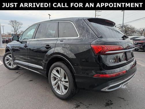 2024 Audi Q7 55 Premium Plus
