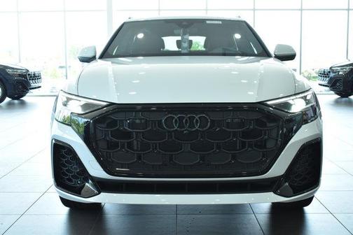 2025 Audi Q8 55 Premium Plus