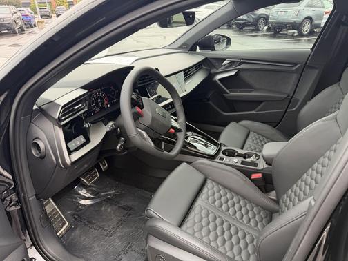 2025 Audi RS 3 TFSI quattro S tronic