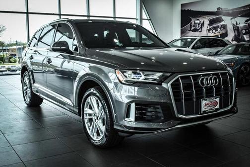 2022 Audi Q7 55 Premium Plus