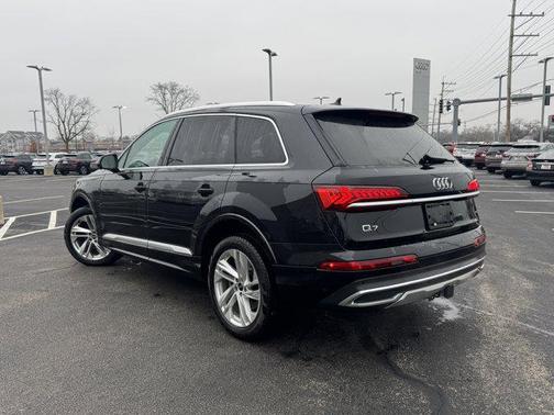 2021 Audi Q7 45 Premium