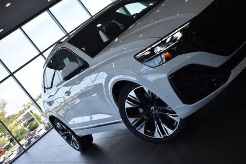2026 Audi Q8 55 Premium Plus