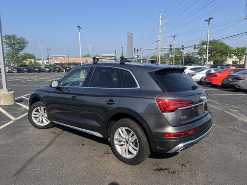 2022 Audi Q5 45 S line Premium