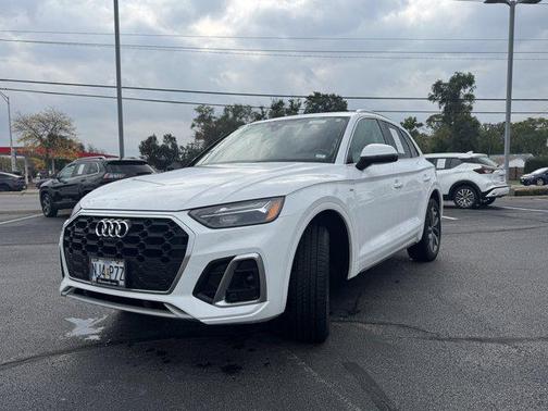 2022 Audi Q5 45 S line Premium Plus