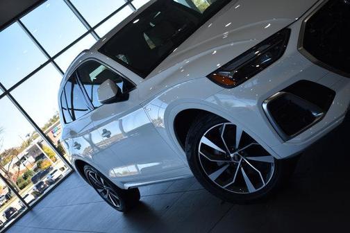 2022 Audi Q5 45 S line Premium Plus