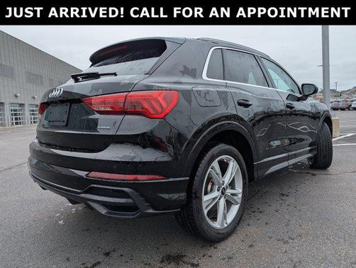 2022 Audi Q3 45 S line Premium Plus