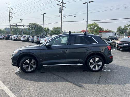 2023 Audi Q5 40 Premium Plus