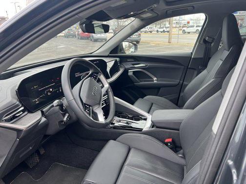 2025 Audi Q5 Premium Plus TFSI quattro S tronic