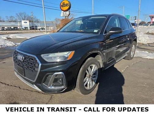 2023 Audi Q5 45 S line Premium