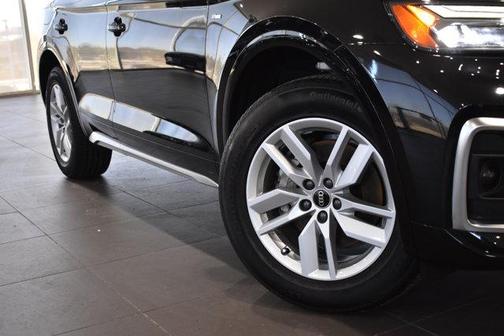 2023 Audi Q5 45 S line Premium