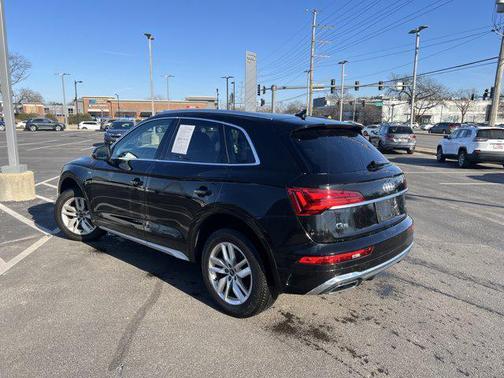 2023 Audi Q5 45 S line Premium