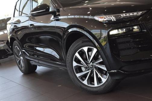 2025 Audi Q6 e-tron Premium Plus quattro