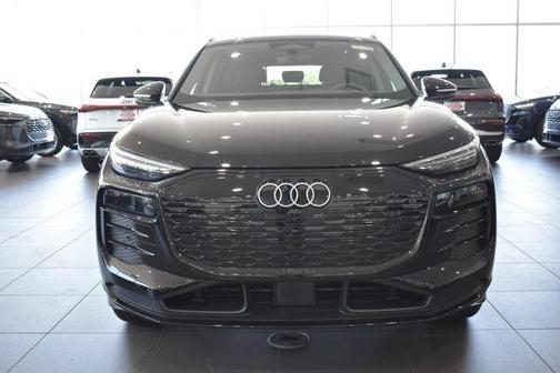 2025 Audi Q6 e-tron Premium Plus quattro