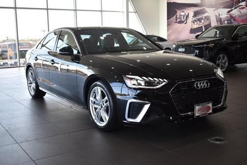 2023 Audi A4 45 S line Premium