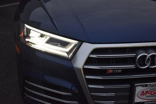 Photo 3 of 28 of 2019 Audi SQ5 3.0T Premium