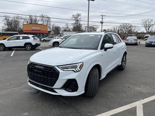 2023 Audi Q3 45 S line Premium Plus