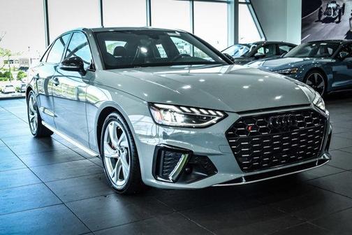 2022 Audi S4 Premium Plus TFSI quattro Tiptronic