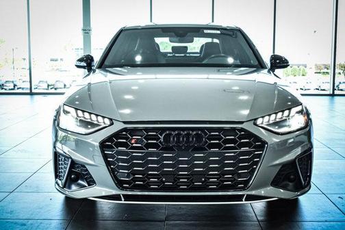 2022 Audi S4 Premium Plus TFSI quattro Tiptronic