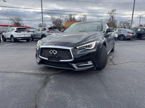 2017 INFINITI Q60 3.0t Red Sport 400