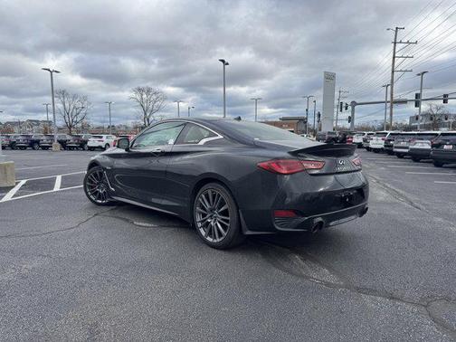 2017 INFINITI Q60 3.0t Red Sport 400