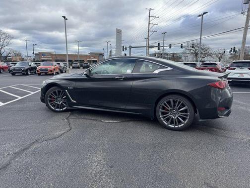2017 INFINITI Q60 3.0t Red Sport 400