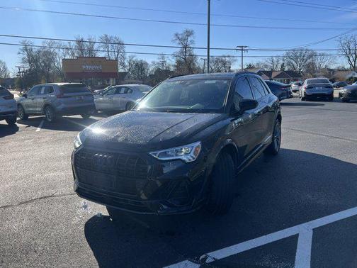 2022 Audi Q3 45 S line Premium Plus