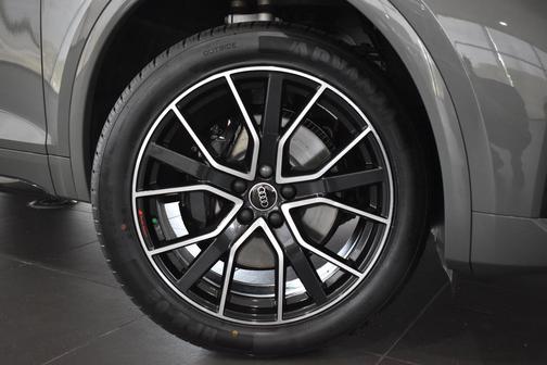 Chronos Gray Metallic 2023 Audi SQ5 3.0T Premium Plus