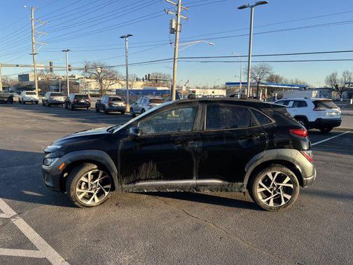 2022 Hyundai KONA Limited