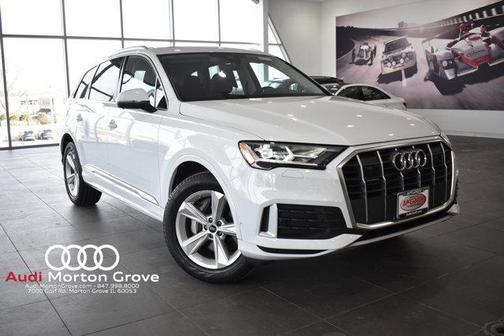 2023 Audi Q7 45 Premium Plus
