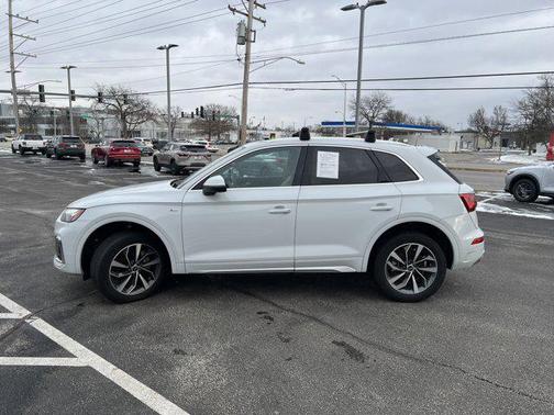 2023 Audi Q5 45 S line Premium Plus