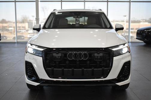 2026 Audi Q7 55 Premium Plus