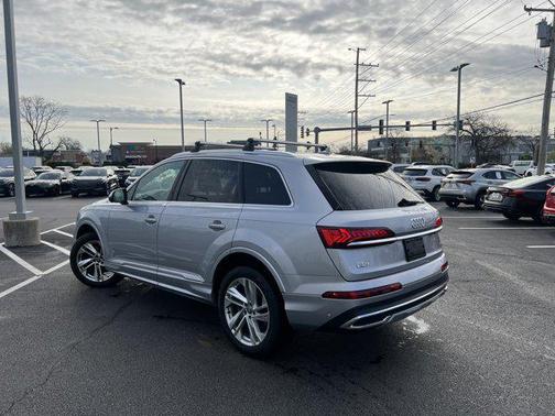 2020 Audi Q7 55 Premium Plus
