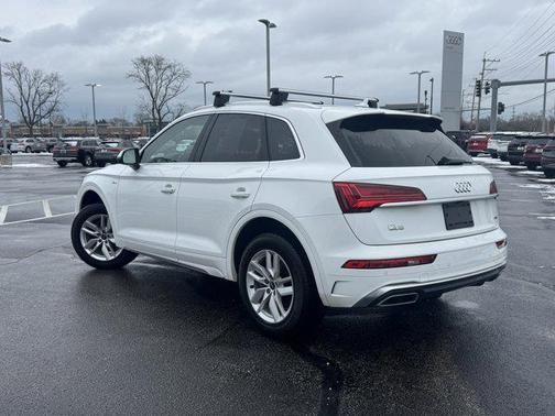 2023 Audi Q5 45 S line Premium