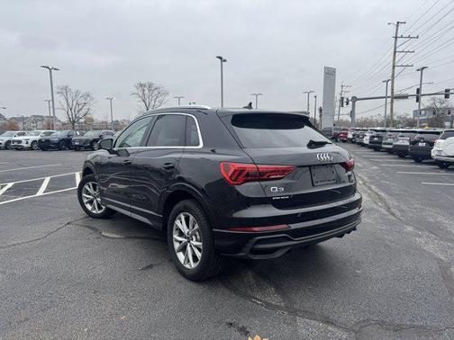2022 Audi Q3 45 S line Premium Plus