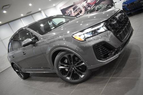 2026 Audi Q7 55 Premium Plus
