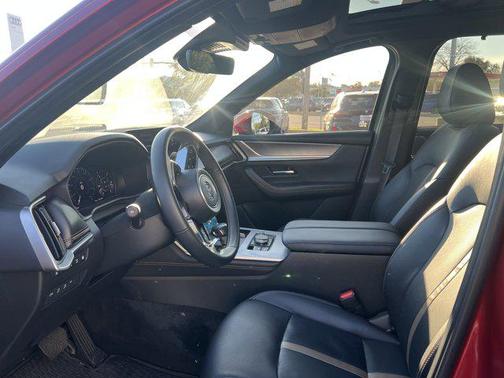 2024 Mazda CX-90 PHEV Premium Plus