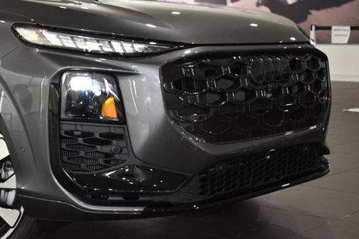 Daytona Gray Pearl Effect 2026 Audi Q3 TFSI quattro S tronic