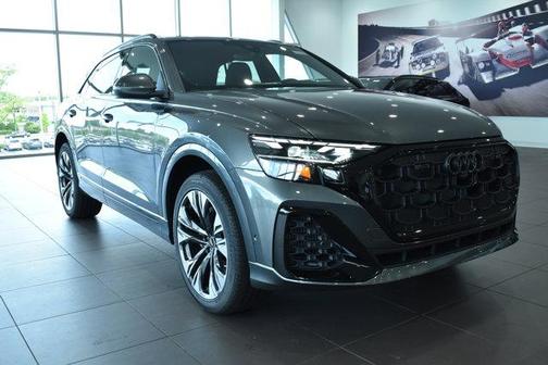 2025 Audi Q8 55 Premium Plus