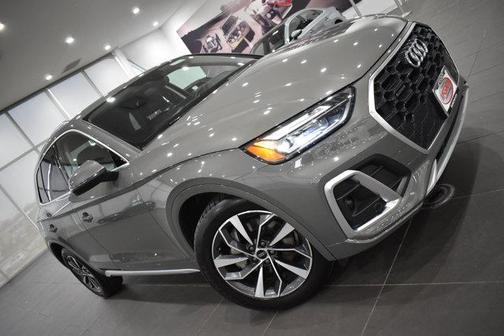 2023 Audi Q5 45 S line Premium