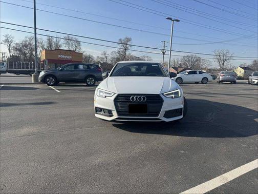 2018 Audi A4 2.0T Prestige