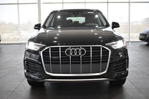 2023 Audi Q7 45 Premium