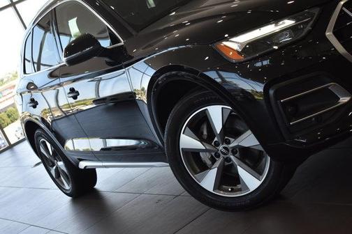 2022 Audi Q5 40 Premium Plus