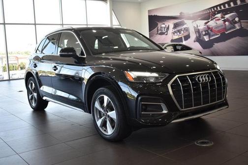 2022 Audi Q5 40 Premium Plus