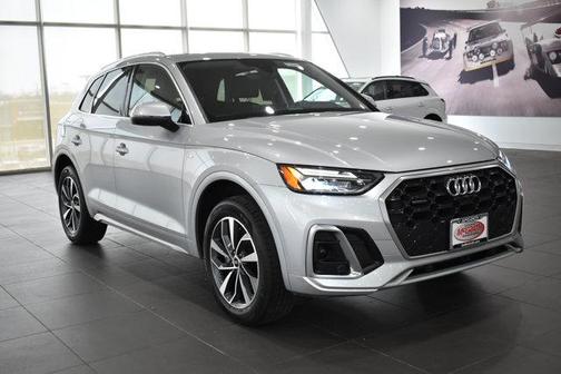 Florett Silver Metallic 2023 Audi Q5 45 S line Premium Plus
