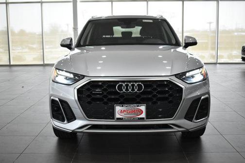 Florett Silver Metallic 2023 Audi Q5 45 S line Premium Plus